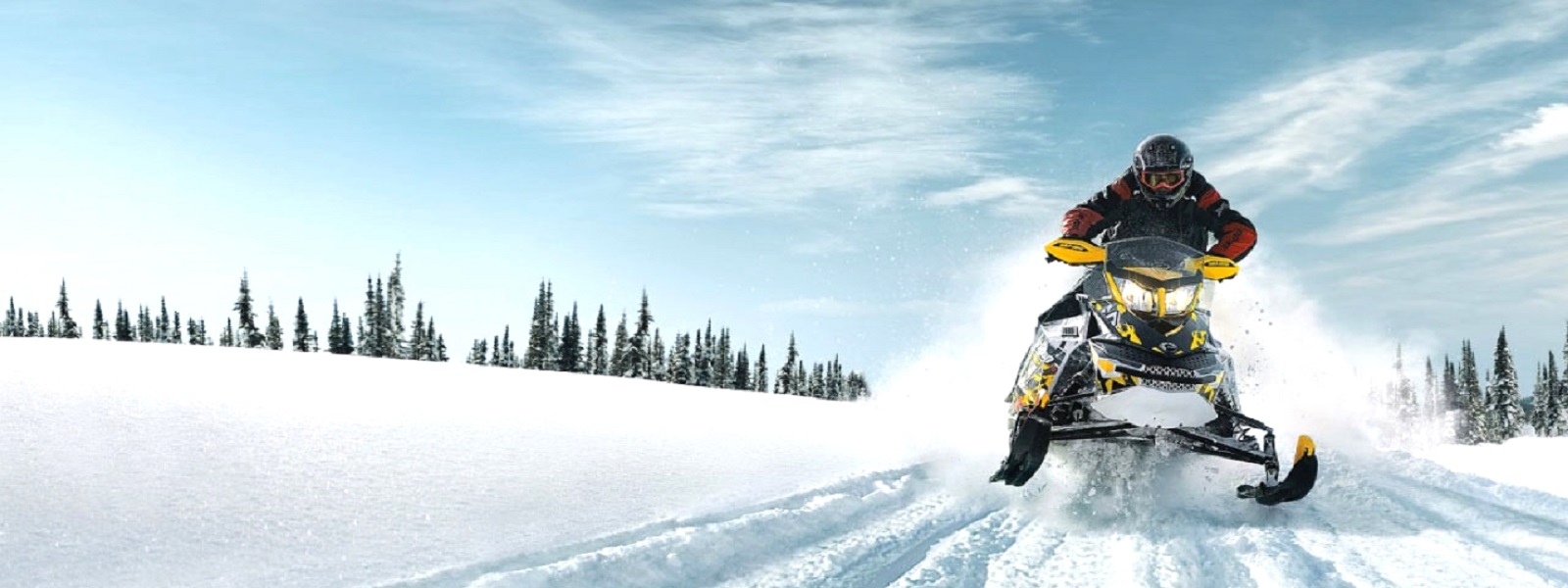 snowmobiling and sledding inthe NH White Mountains